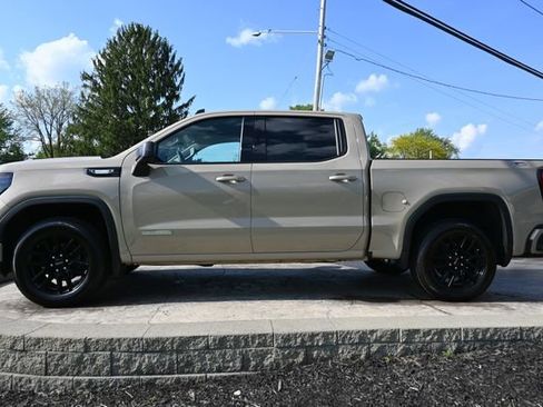 Used 2023 GMC Sierra 1500 Elevation w/ X31 Off-Road Package AWD/4WD image 8