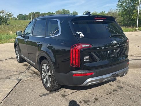 Used 2020 Kia Telluride S AWD/4WD image 3