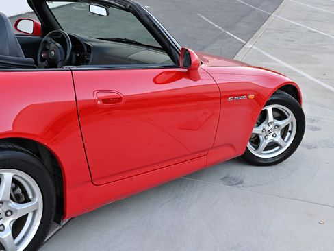Used 2000 Honda S2000 image 27