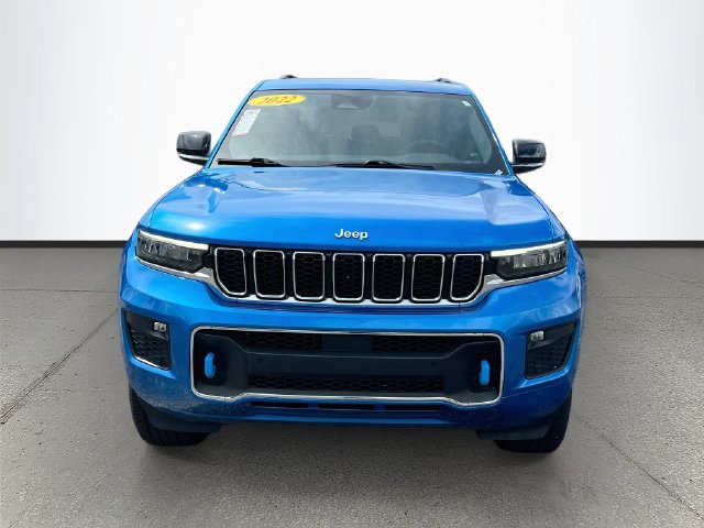 Used 2022 Jeep Grand Cherokee Overland AWD/4WD image 2