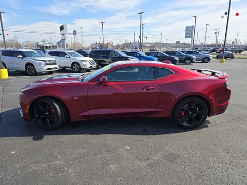 Used 2021 Chevrolet Camaro SS image 25