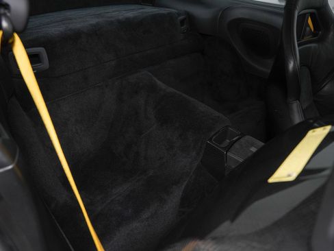 Used 2008 Porsche 911 GT2 RWD image 32