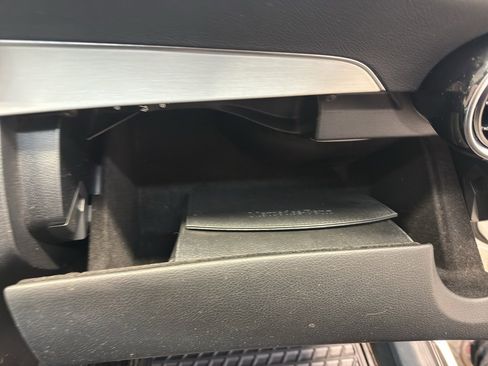 Used 2015 Mercedes-Benz C 300 4MATIC Sedan image 24