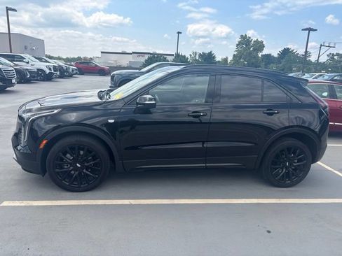 Used 2023 Cadillac XT4 Sport AWD/4WD image 2