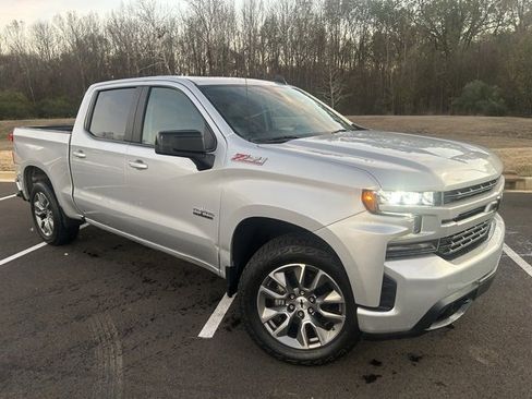Used 2021 Chevrolet Silverado 1500 RST w/ Texas Edition Plus image 2