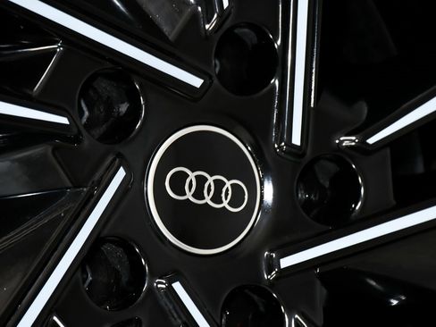 Used 2024 Audi RS e-tron GT w/ Ceramic Brake Package image 98