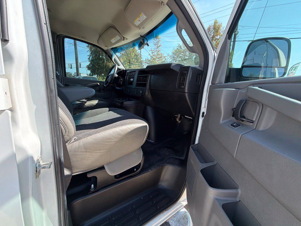 Used 2019 Chevrolet Express 2500 w/ Driver Convenience Package RWD image 21