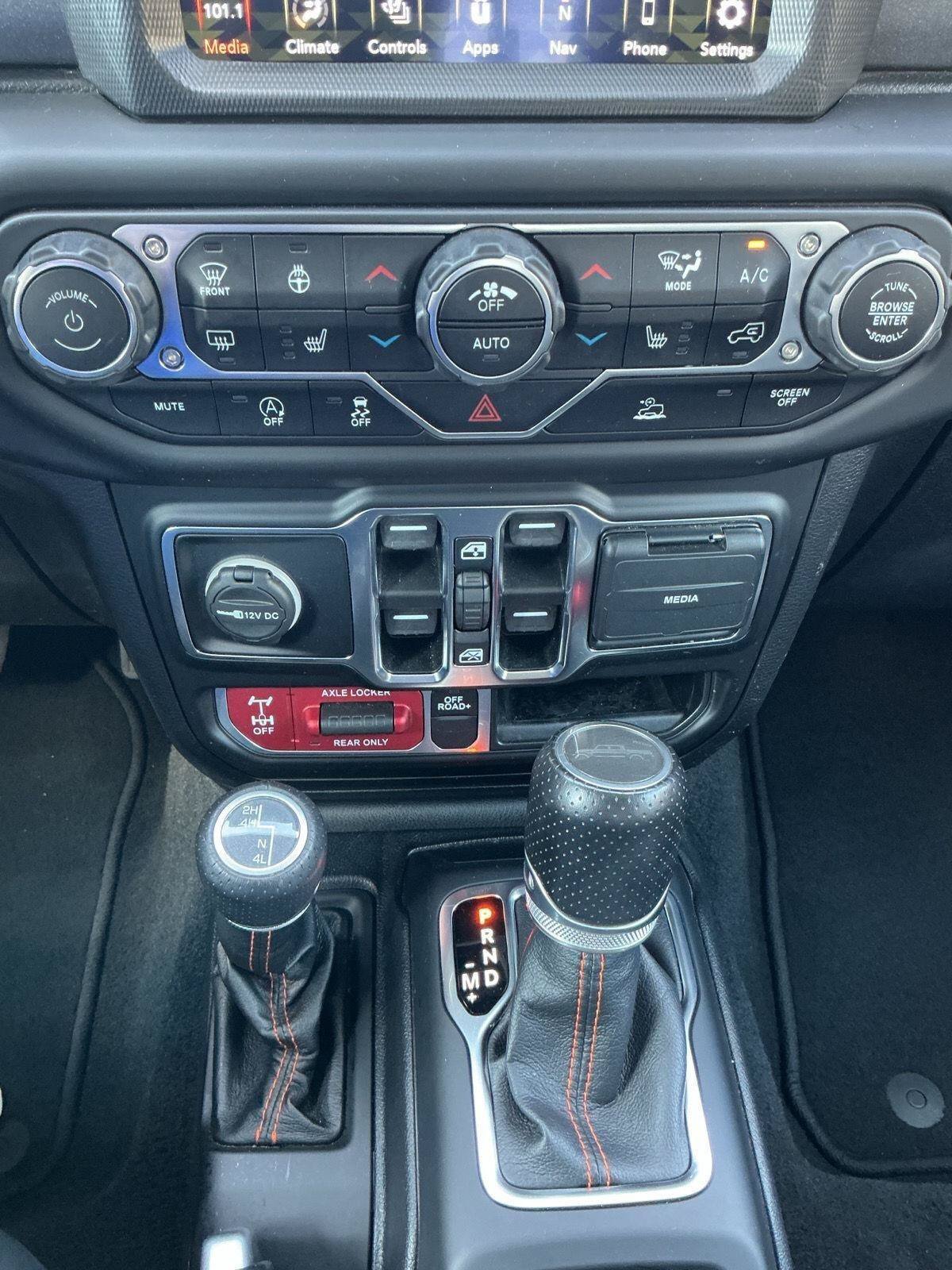 Used 2021 Jeep Gladiator Mojave AWD/4WD image 14