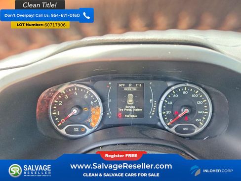 Used 2016 Jeep Renegade Latitude FWD image 12