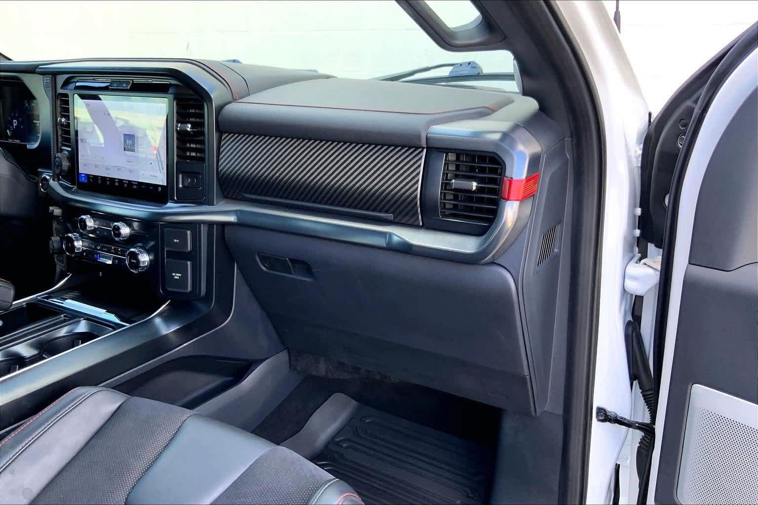 Used 2025 Ford F150 Raptor AWD/4WD image 23