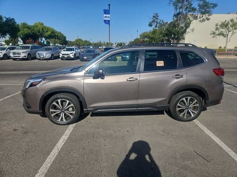 Used 2023 Subaru Forester Limited w/ Popular Package #2 AWD/4WD image 4