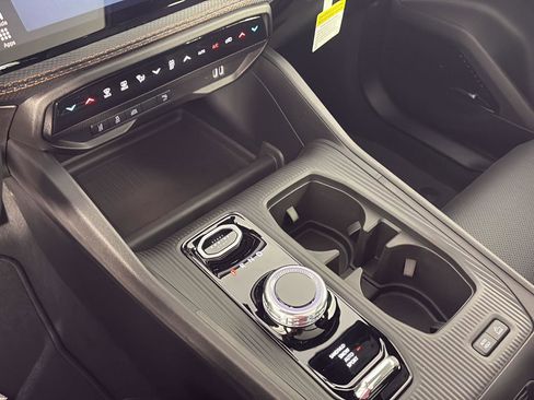 New 2026 Jeep Cherokee Overland AWD/4WD image 16
