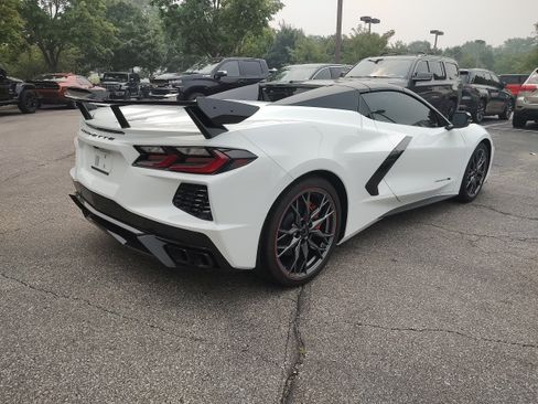 Used 2024 Chevrolet Corvette Stingray Premium Conv RWD image 6