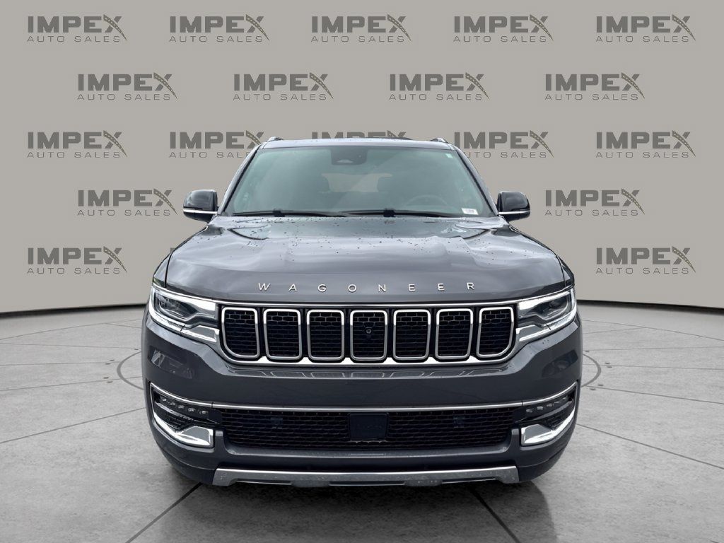 Used 2024 Jeep Wagoneer Series III w/ Premium Group I AWD/4WD image 8