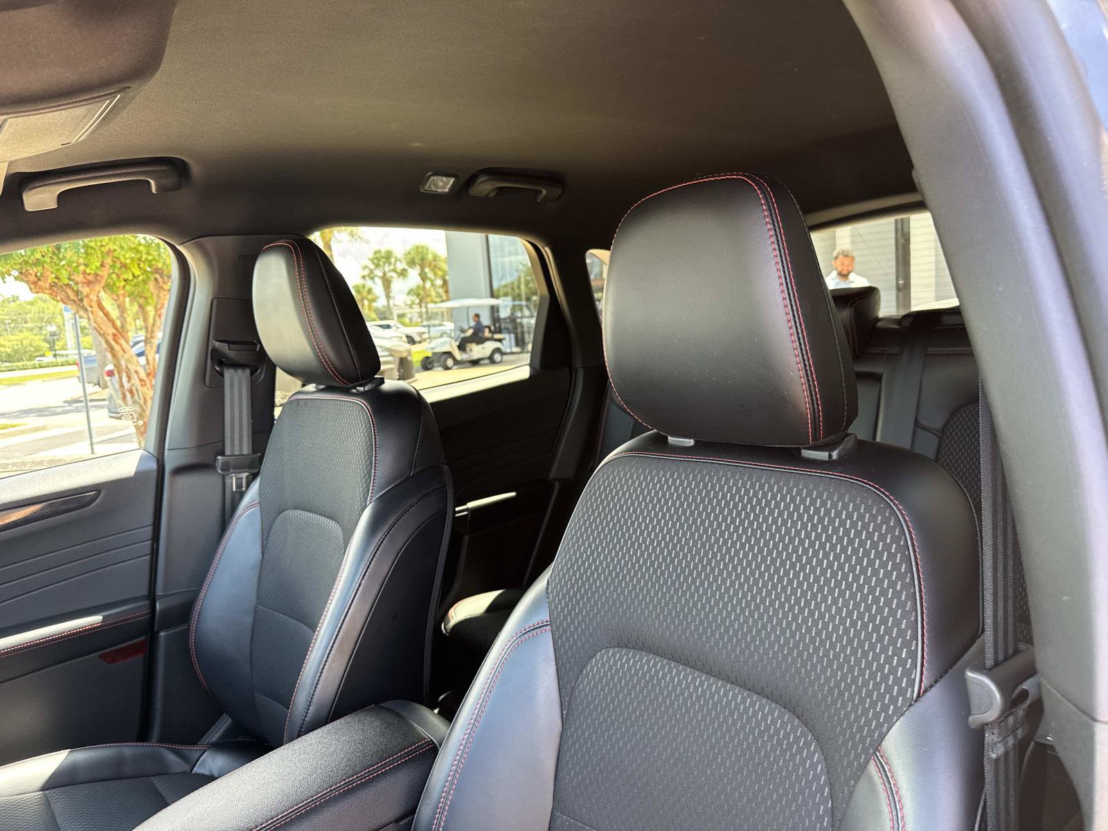 Used 2025 Ford Escape ST-Line FWD image 13