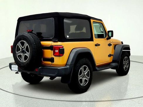 Used 2019 Jeep Wrangler Sport AWD/4WD image 5