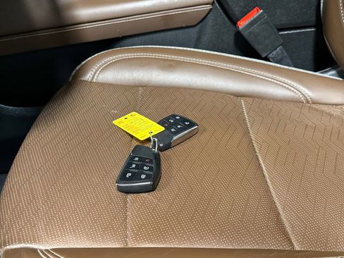 Used 2023 Chevrolet Tahoe High Country image 20