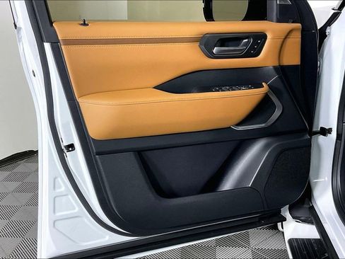 New 2026 Nissan Armada Platinum Reserve image 44