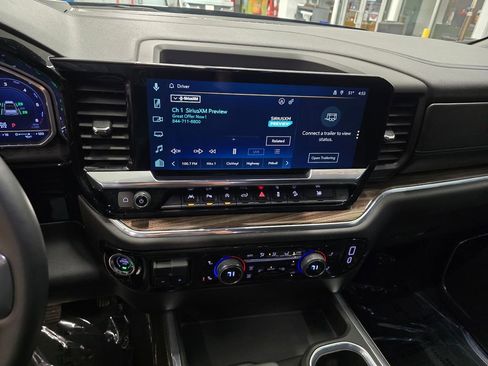 Used 2025 Chevrolet Silverado 1500 RST image 25