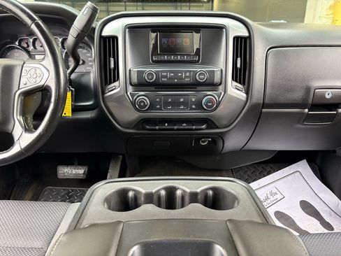 Used 2015 Chevrolet Silverado 1500 LT image 32