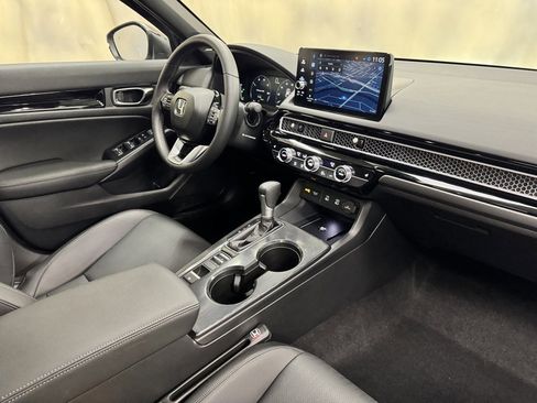 Used 2025 Honda Civic Sport Touring image 25