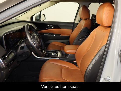 Used 2022 Kia Carnival SX Prestige image 16