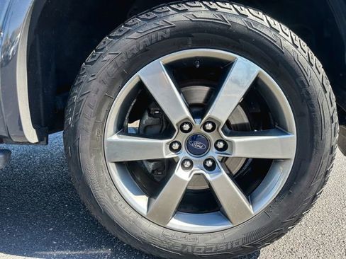 Used 2016 Ford F150 XLT w/ Equipment Group 302A Luxury AWD/4WD image 11