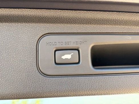 Used 2025 Honda Odyssey Touring image 14