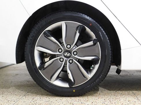 Used 2018 Hyundai Ioniq Limited FWD image 97