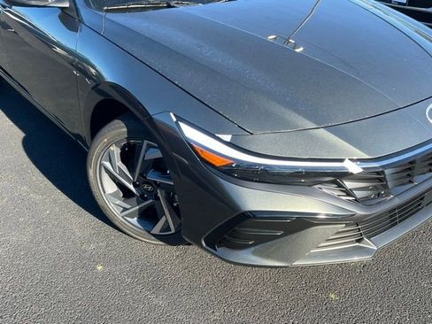 New 2026 Hyundai Elantra Limited image 2