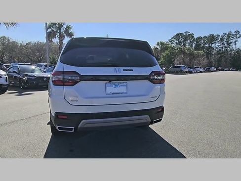 Used 2025 Honda Pilot Touring image 22