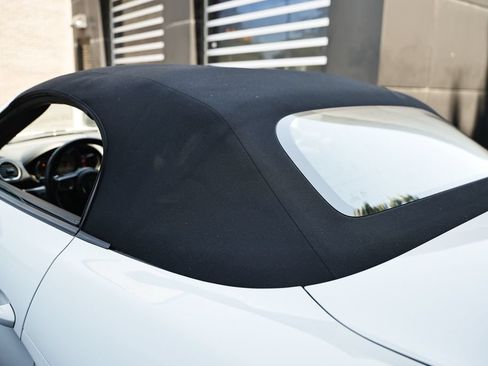 Used 2025 Porsche 718 Boxster S RWD image 29