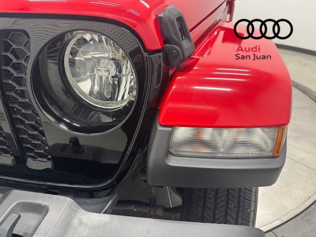 Used 2022 Jeep Gladiator Sport AWD/4WD image 5