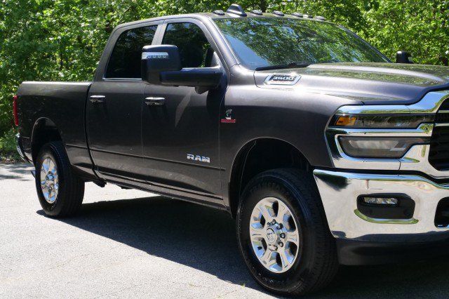 Used 2025 RAM 3500 Big Horn AWD/4WD image 34