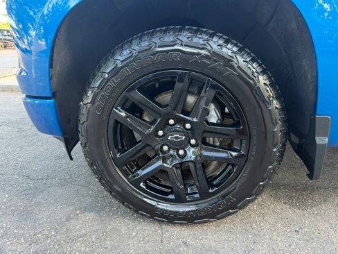 Used 2023 Chevrolet Silverado 1500 Custom RWD image 32