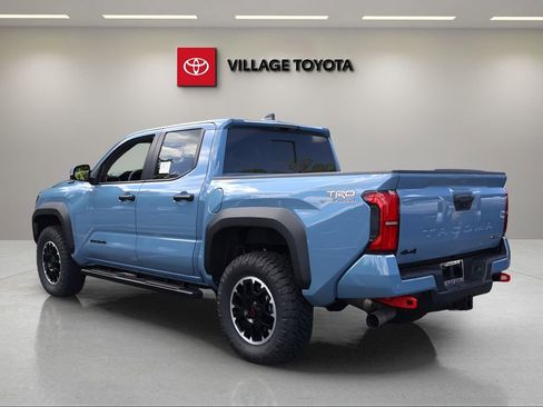 New 2026 Toyota Tacoma TRD Off-Road AWD/4WD image 3