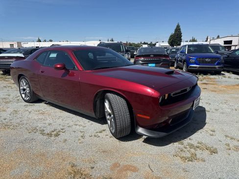 Used 2020 Dodge Challenger GT image 3