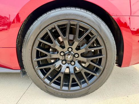 Used 2017 Ford Mustang GT w/ GT Performance Package RWD image 30