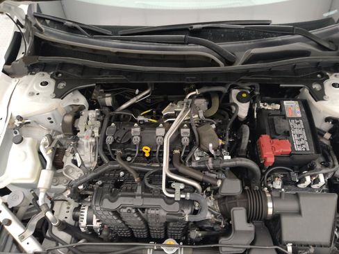 Used 2025 Nissan Altima 2.5 SV FWD image 30