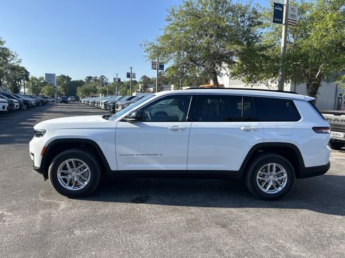 New 2026 Jeep Grand Cherokee L Laredo RWD image 4