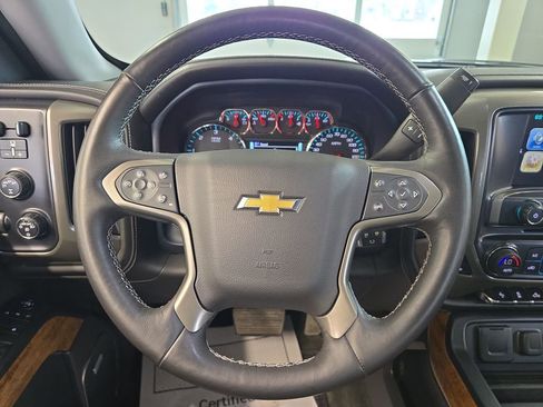 Used 2018 Chevrolet Silverado 1500 High Country w/ High Desert Package AWD/4WD image 19