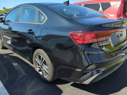 Certified 2024 Kia Forte LXS image 7