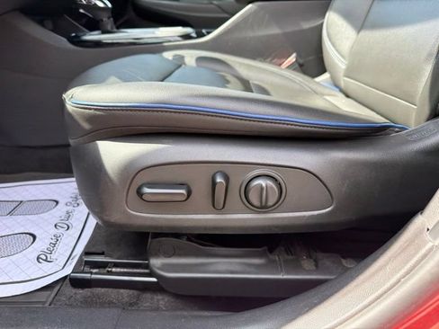 Certified 2024 Buick Envista Sport Touring w/ Convenience I Package FWD image 14