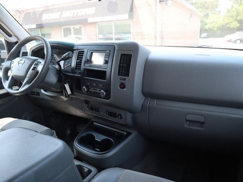Used 2013 Nissan NV 3500 SV w/ Technology Pkg RWD image 11