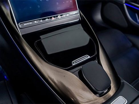 Used 2022 Mercedes-Benz SL 63 AMG 4MATIC w/ AMG Aerodynamic Package image 44