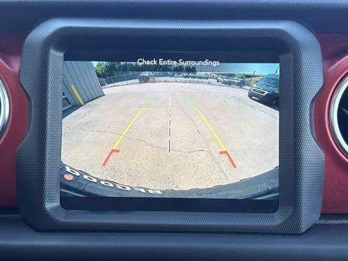 Used 2019 Jeep Wrangler Rubicon AWD/4WD image 9