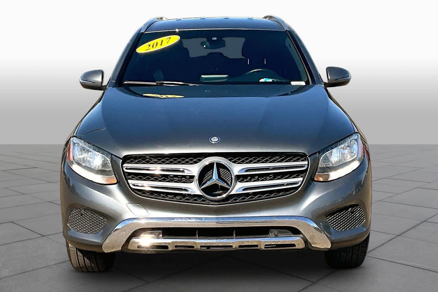 Used 2017 Mercedes-Benz GLC 300 image 3