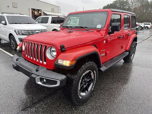 Used 2021 Jeep Wrangler Unlimited Sahara image 3