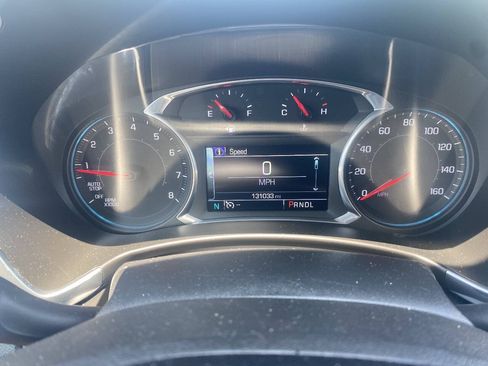 Used 2018 Chevrolet Equinox Premier AWD/4WD image 23