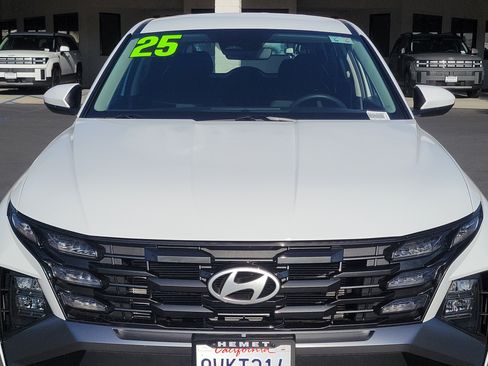 Certified 2025 Hyundai Tucson SE FWD image 29